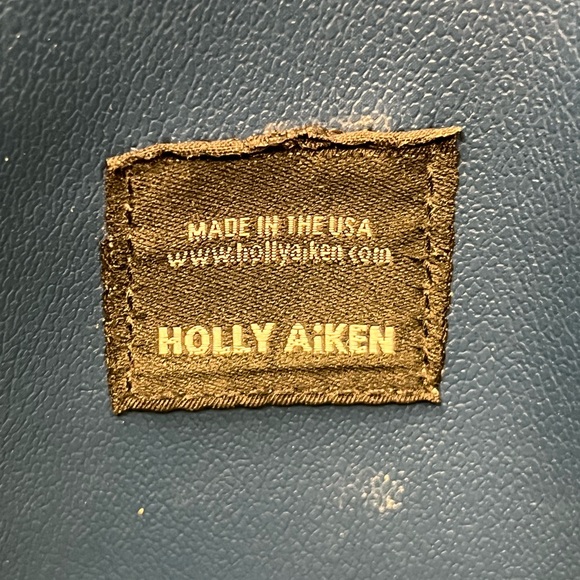 Holly Aiken Fold Over Crossbody Shoulder Bag Purse Blue Grey White Adjustable - Picture 9 of 11